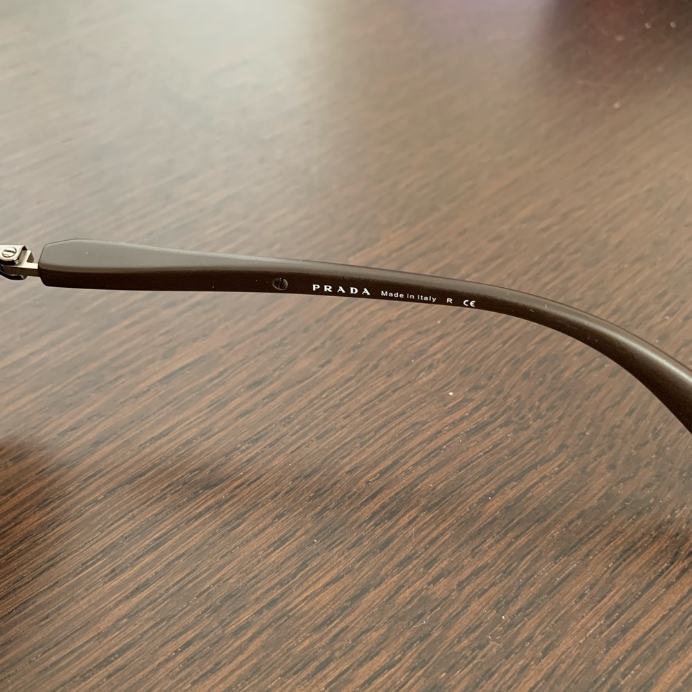 Authentic Prada Sunglass - Picture 4 of 6